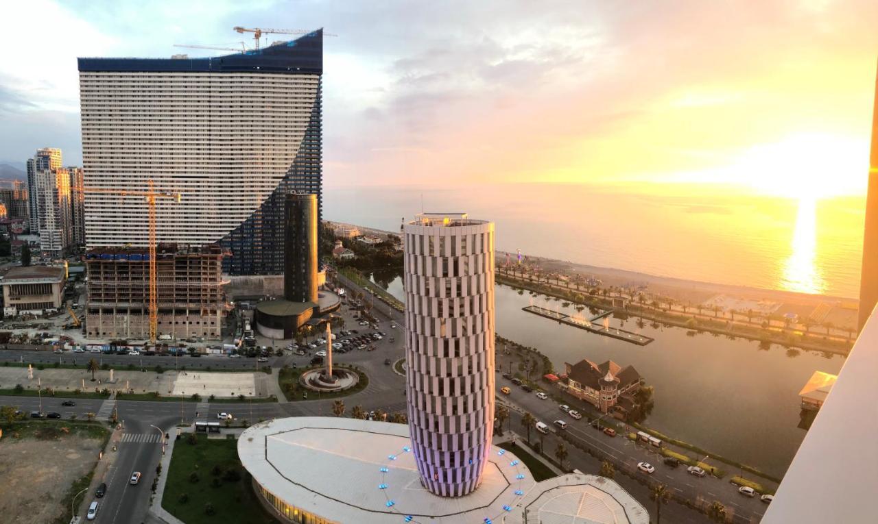 Black Sea VI Dari Apartments 巴统 外观 照片