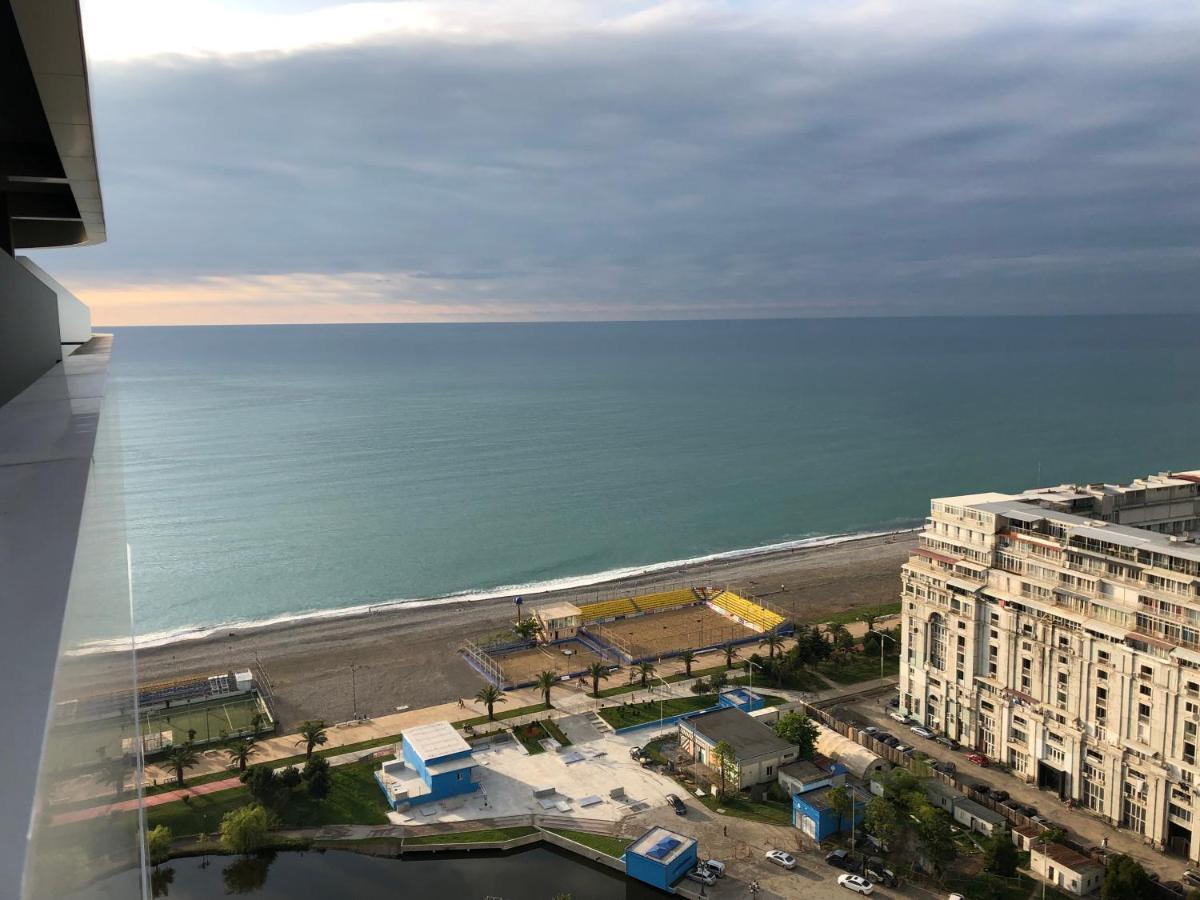 Black Sea VI Dari Apartments 巴统 外观 照片