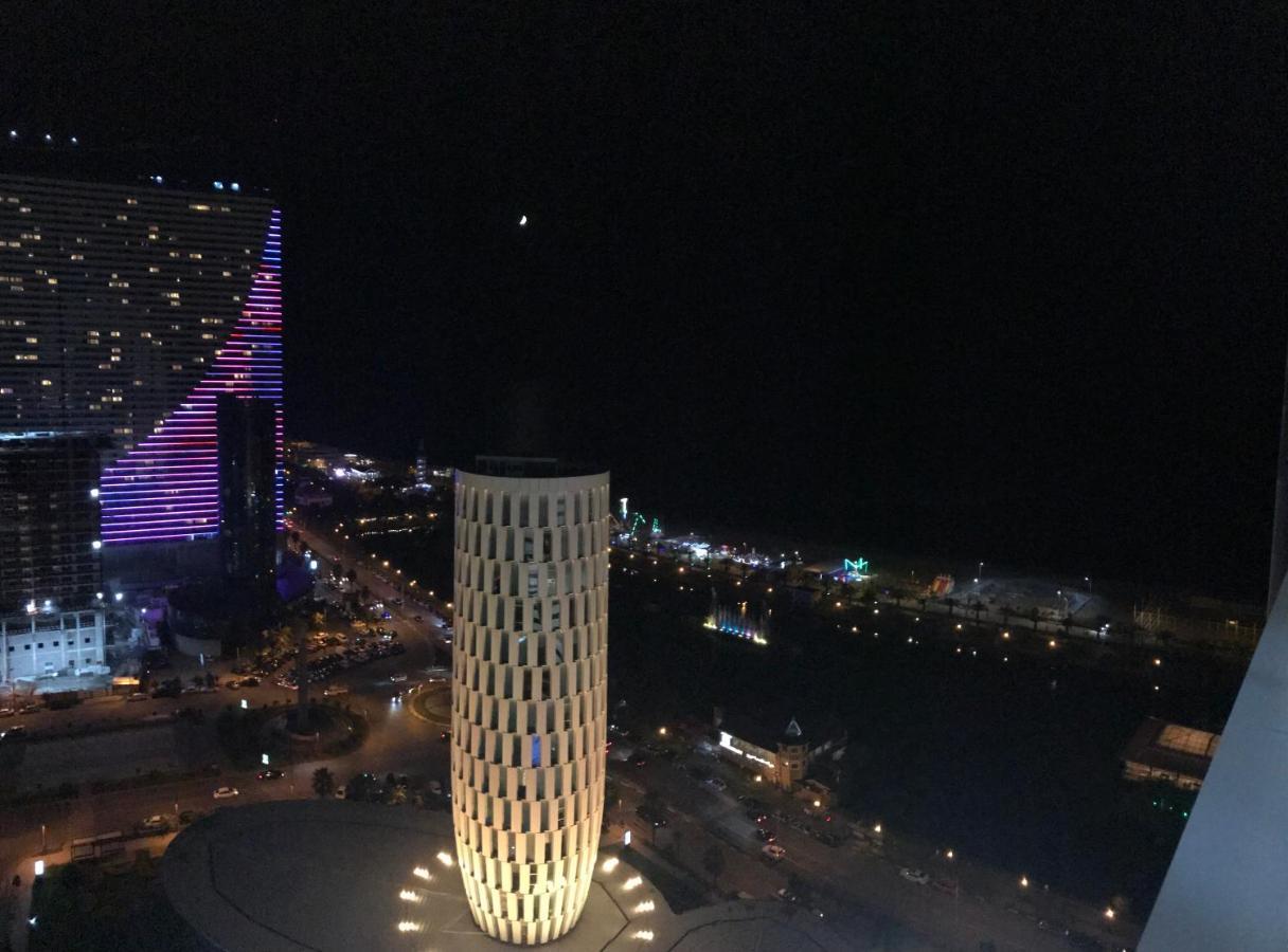 Black Sea VI Dari Apartments 巴统 外观 照片