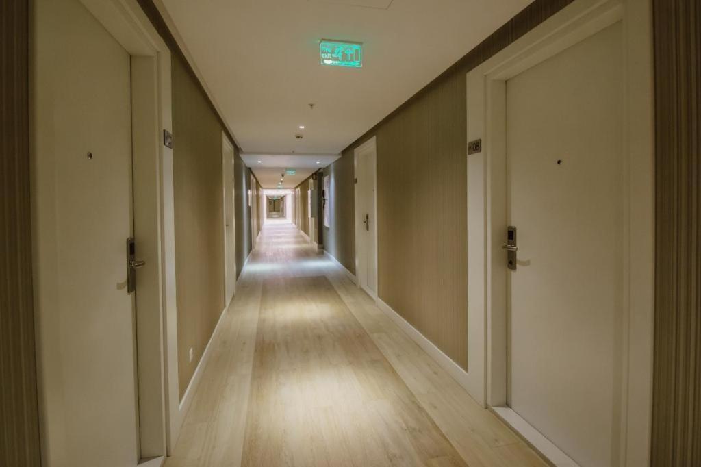 Black Sea VI Dari Apartments 巴统 外观 照片