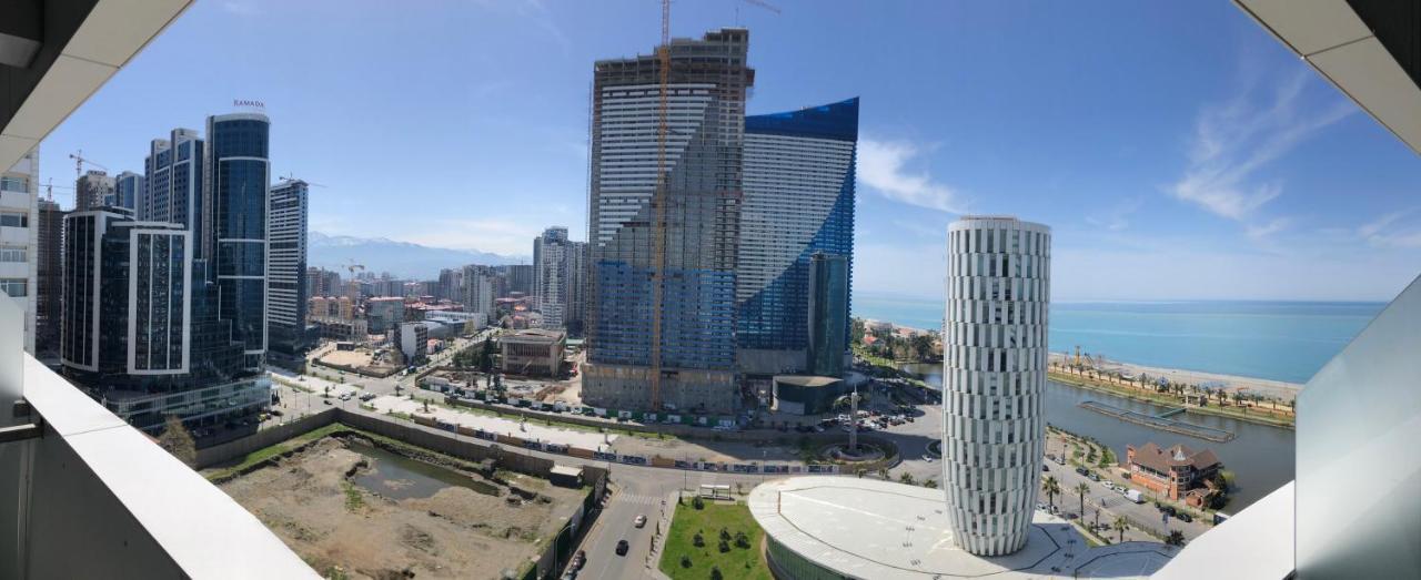 Black Sea VI Dari Apartments 巴统 外观 照片