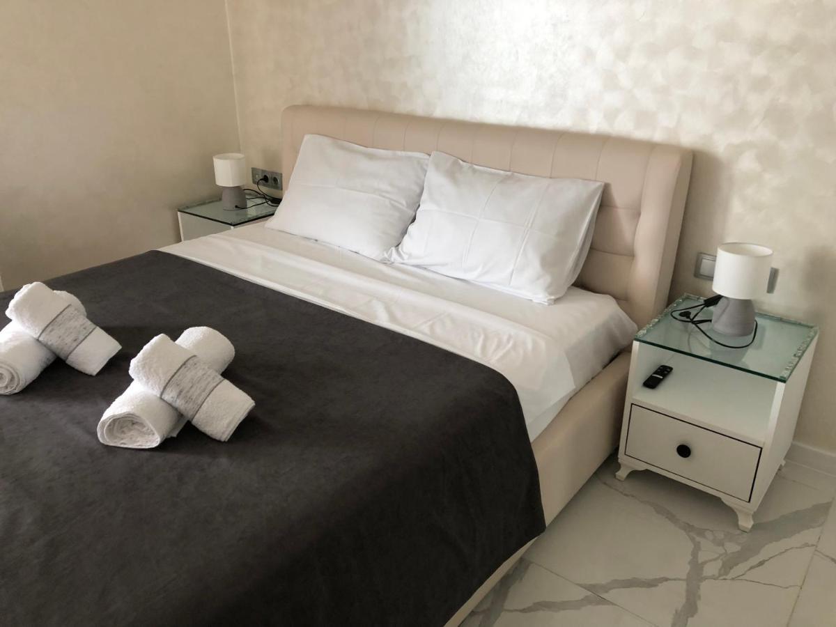 Black Sea VI Dari Apartments 巴统 外观 照片