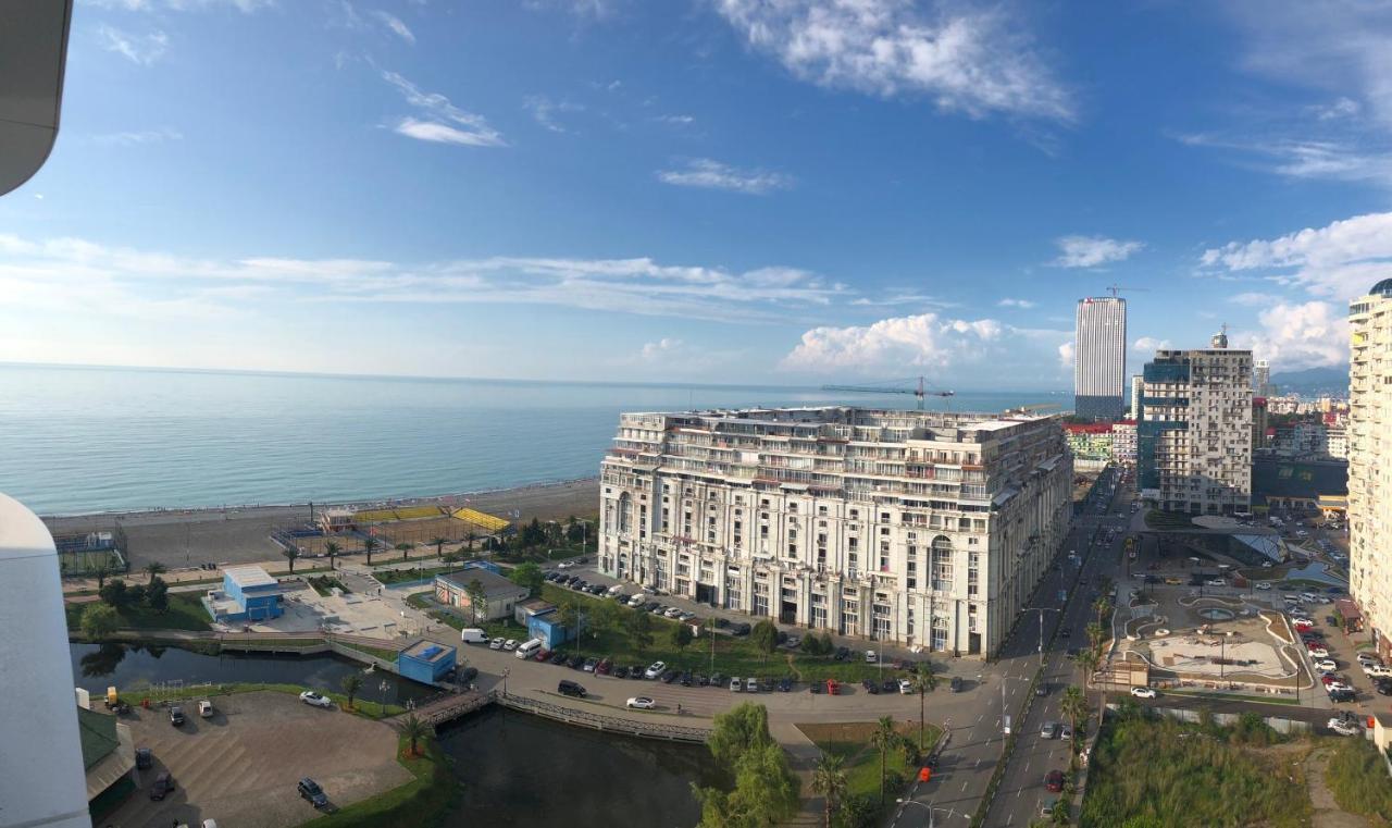 Black Sea VI Dari Apartments 巴统 外观 照片