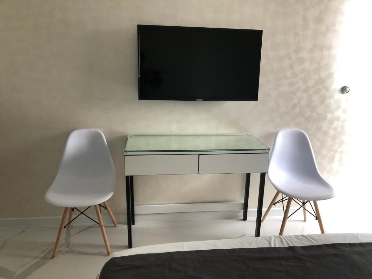 Black Sea VI Dari Apartments 巴统 外观 照片